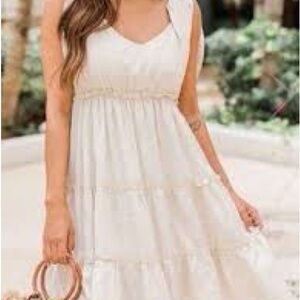 Pink Lily traveling countryside tiered beige